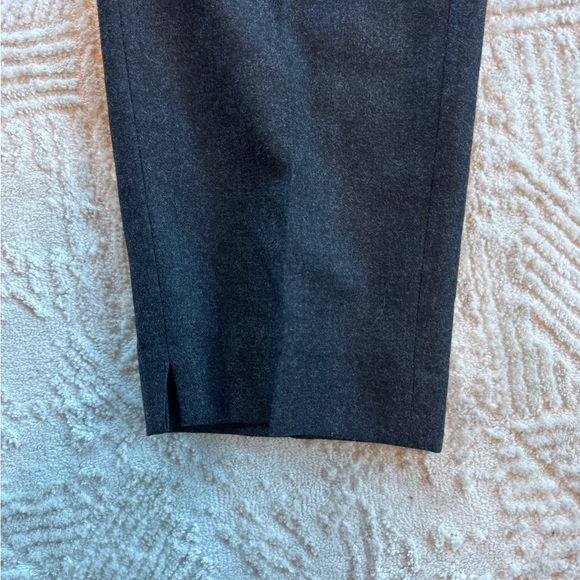Theory Tapered High-Waist Pant in Sleek Flannel New Charcoal Melange Wool Size 4 - Picture 8 of 16